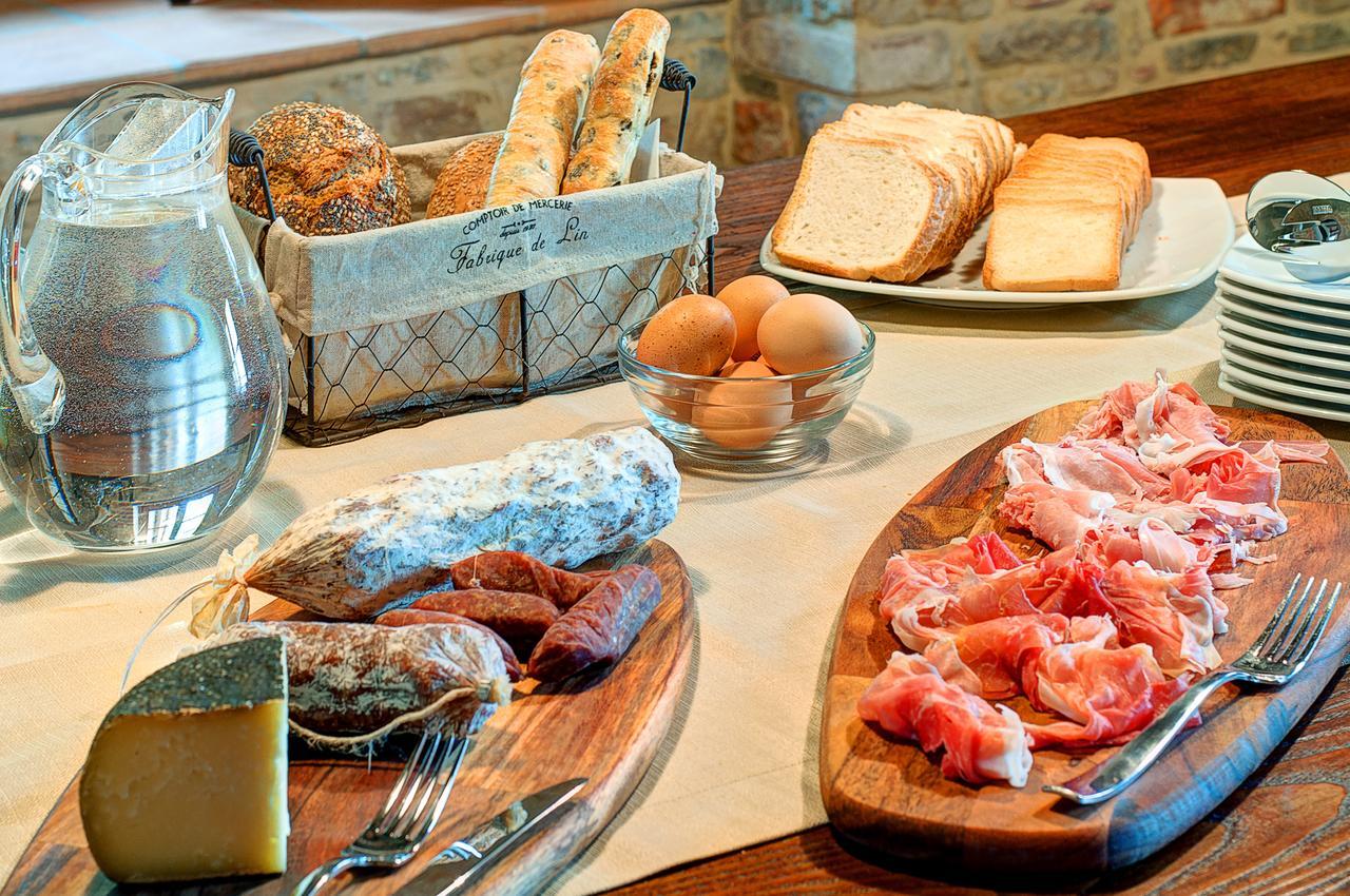 Il Giuncheto Bed & Breakfast Trequanda Exterior photo